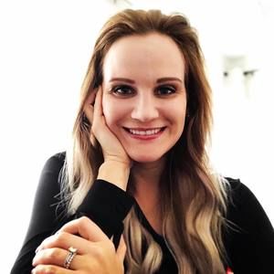 Meet your Posher, Jennifer